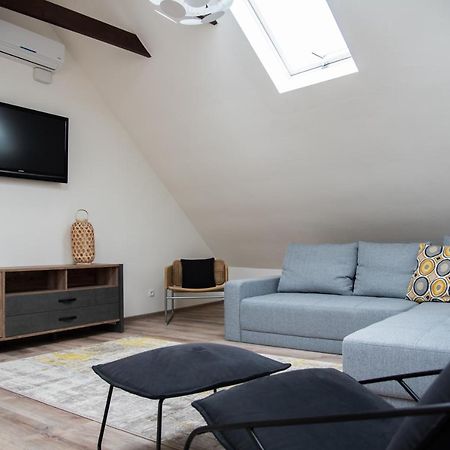 Apartman Veritas Mikulov Extérieur photo