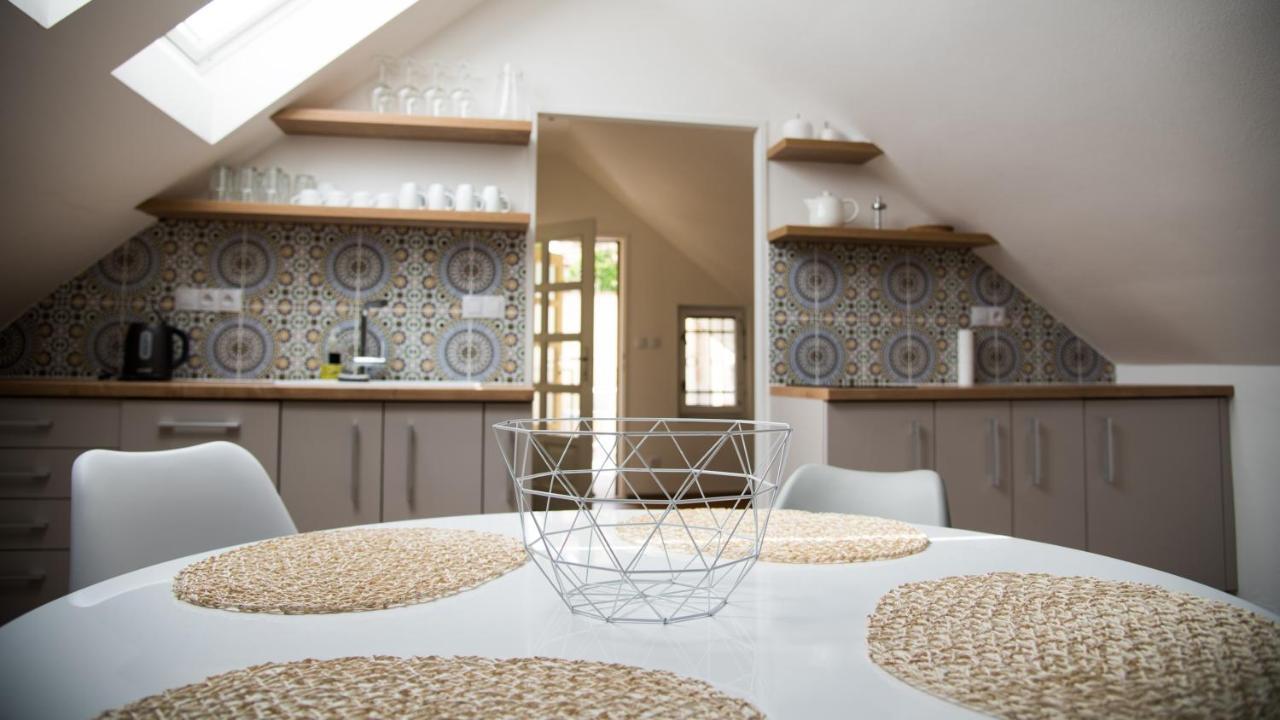 Apartman Veritas Mikulov Extérieur photo